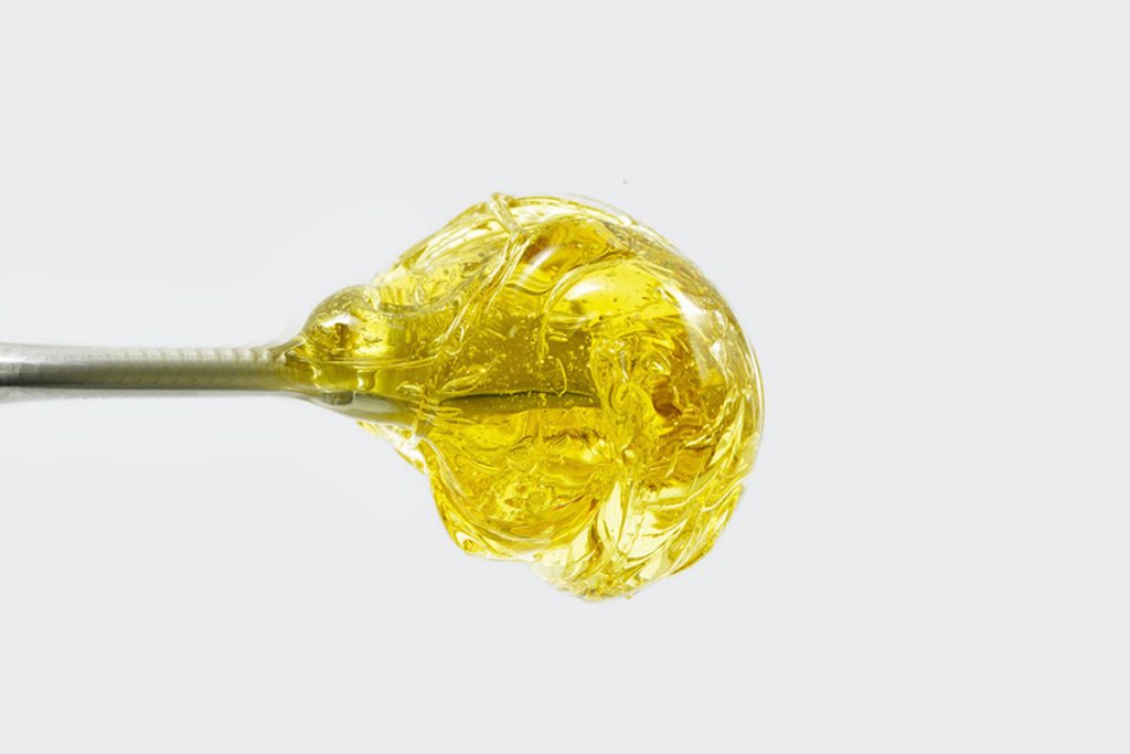 cannabis concentrate on a dab nail. how to smoke dabs.