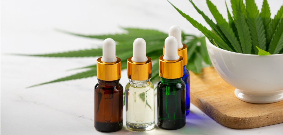In this section, check our 4 Best THC Oil Tinctures By Mary's Medibles.