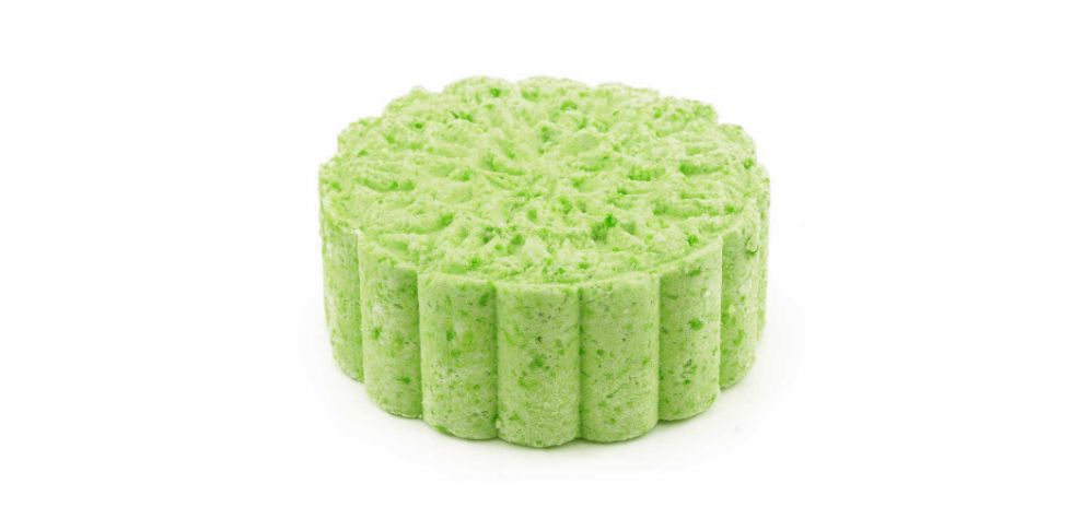 The Vanilla Puck Drop 100MG CBD is an exclusive bath bomb that will give you the most luxurious, cannabidiol-rich experience. 