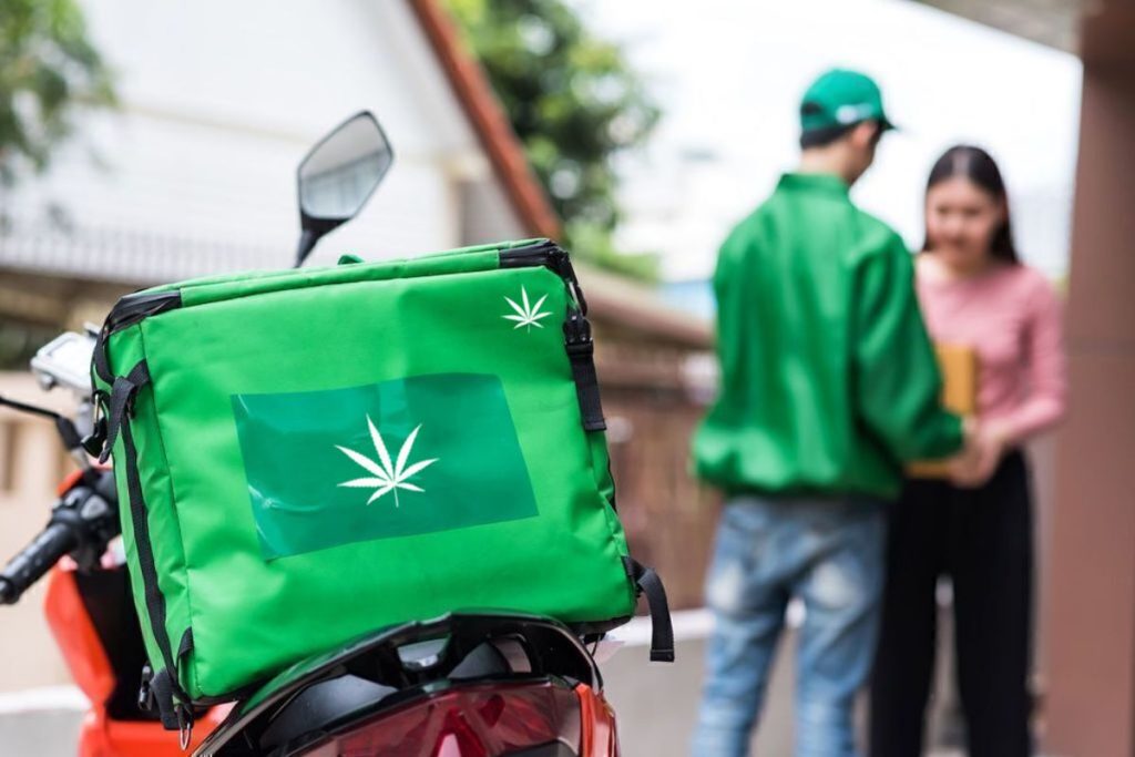 Discover the allure of the best BC weed delivery. Dive into the convenience of mail order marijuana & learn how to choose top online dispensaries.