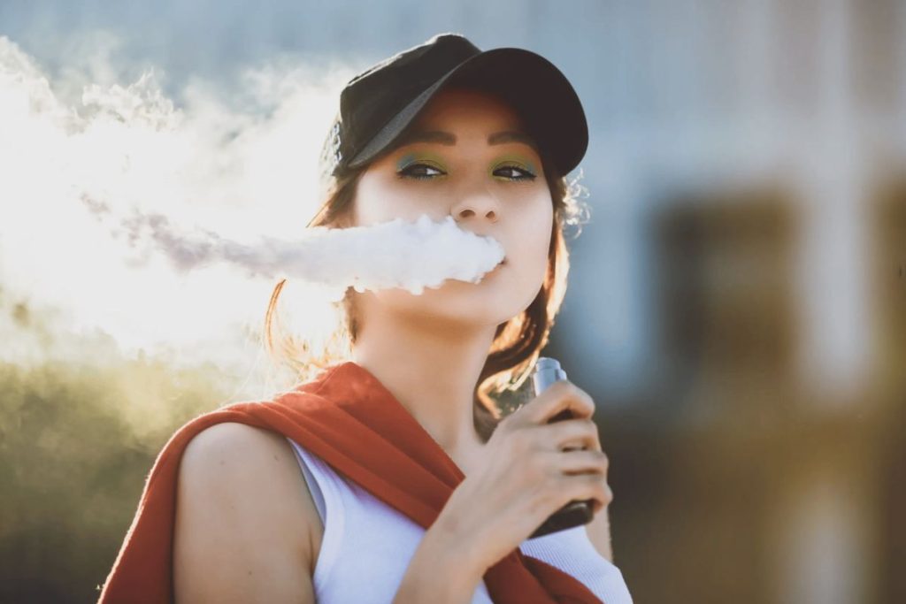 For new users, the question do weed vapes smell more is always the point of hesitation before trying it. Hold on tight; we are debunking myths here! 