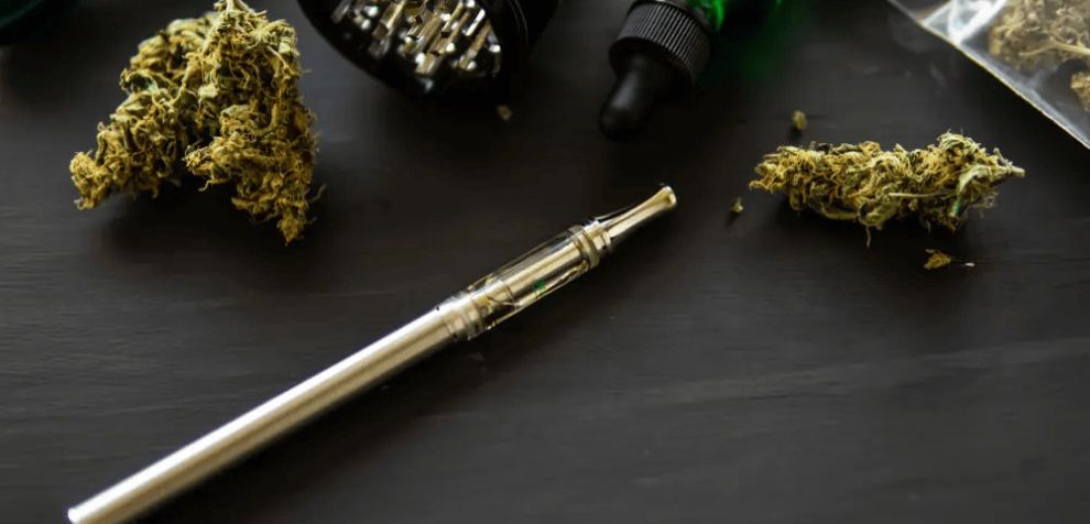 Now, let's explore why vaping is a shining star in discretion. It’s like indulging in your favourite strain without turning heads or eliciting curious glances.