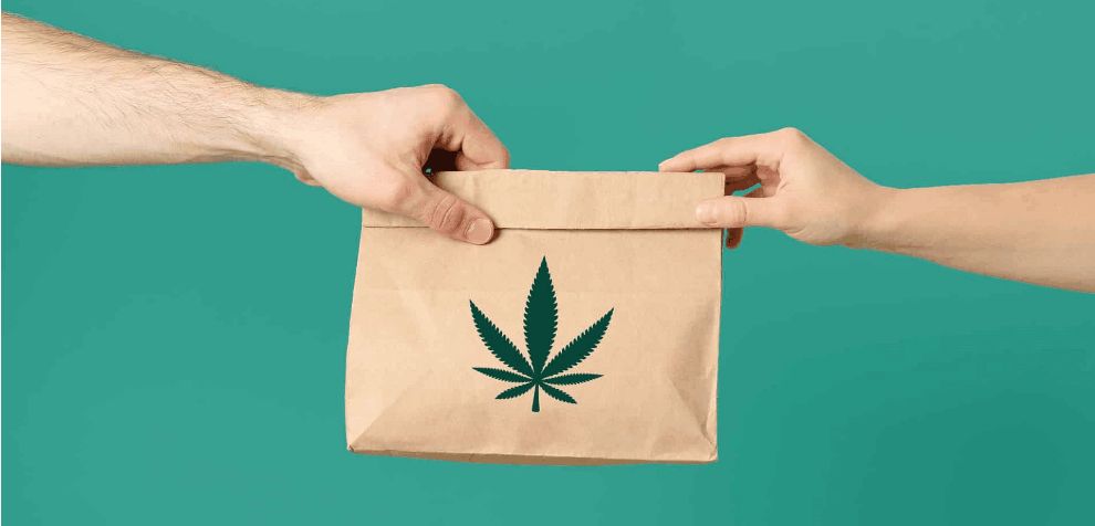 Mail order marijuana dispensaries are e-commerce platforms where you can purchase cannabis products online and have them delivered to your doorstep.