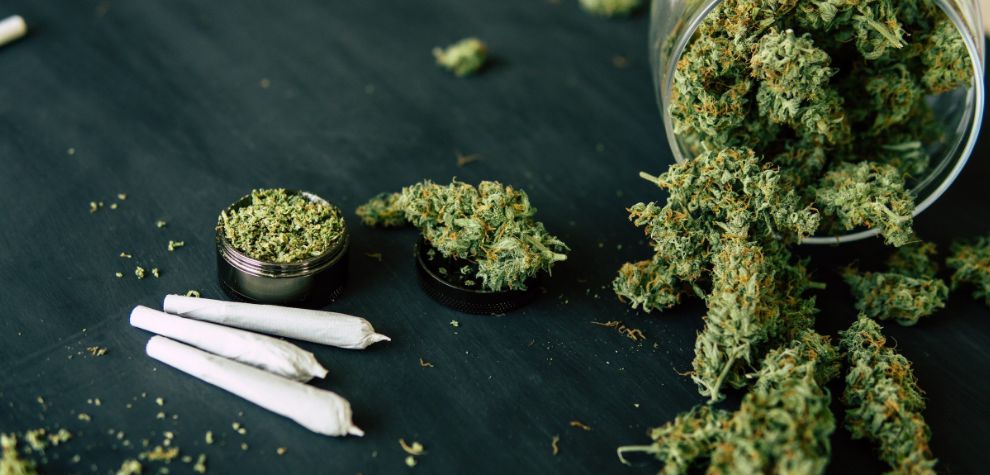 So, there you have it – getting awesome weed on a budget isn't just a dream. 