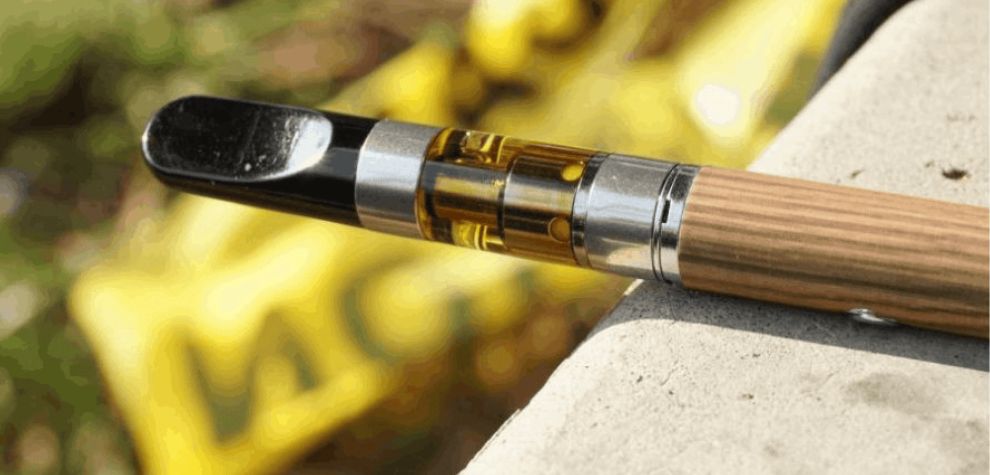 Distillate pens in Canada have gained popularity due to several compelling reasons, including: