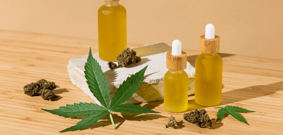 An online pot shop is a cannabis dispensary where you browse cannabis products and purchase them for delivery via mail.