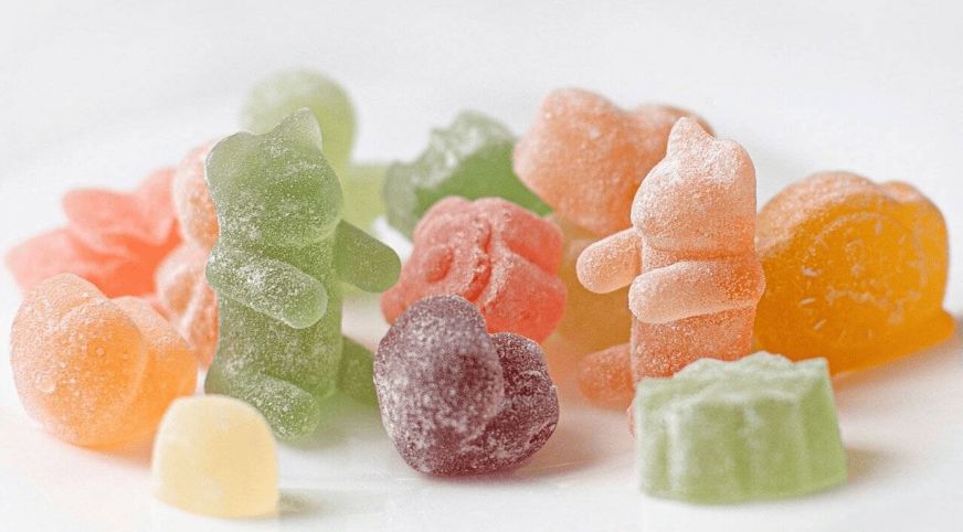 When you want to buy gummies with THC in an online dispensary, there are a few things you need to look out for. 