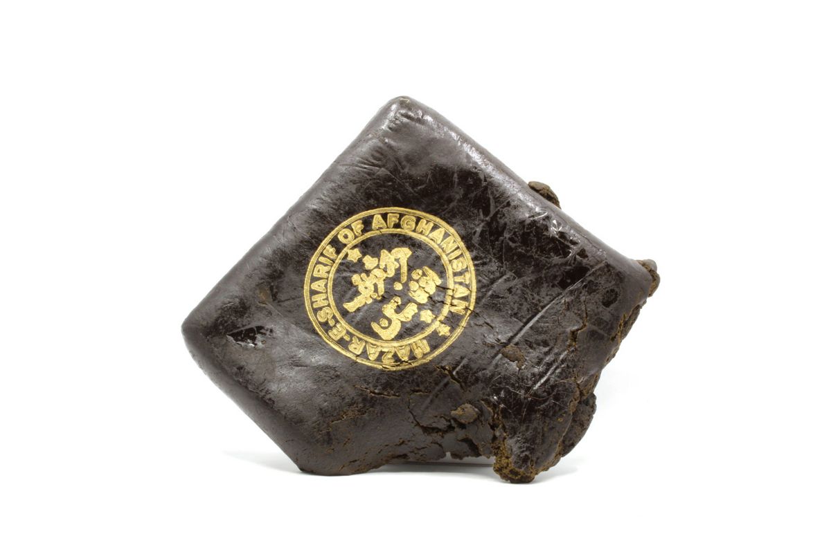 Explore unique qualities that sets apart Gold Seal hash from other hashish types. Learn about its effects, aroma & where to buy it online in Canada.