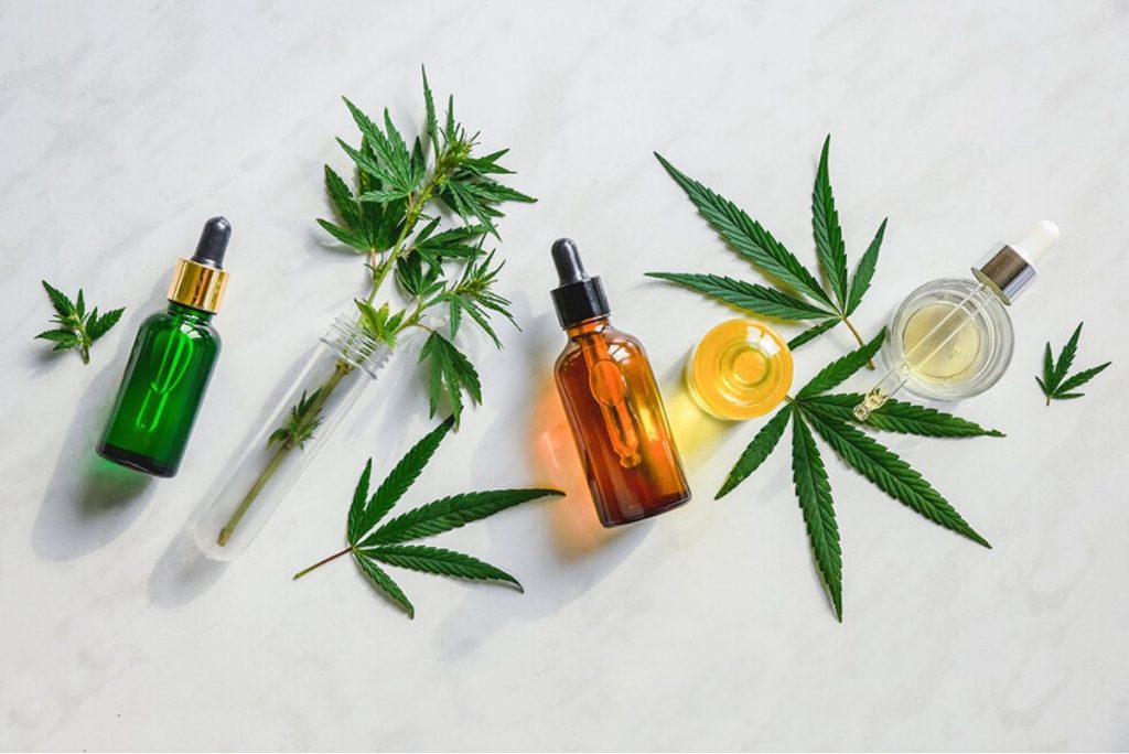 Discover how to select a weed dispensary online in Canada. Learn about benefits of online weed shopping & how to avoid common pitfalls.