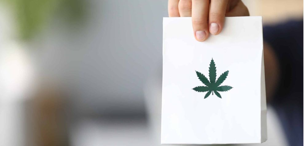 Planning to shop for weed online? Great move! 

But here’s the thing: the online cannabis market can be complicated for beginners.