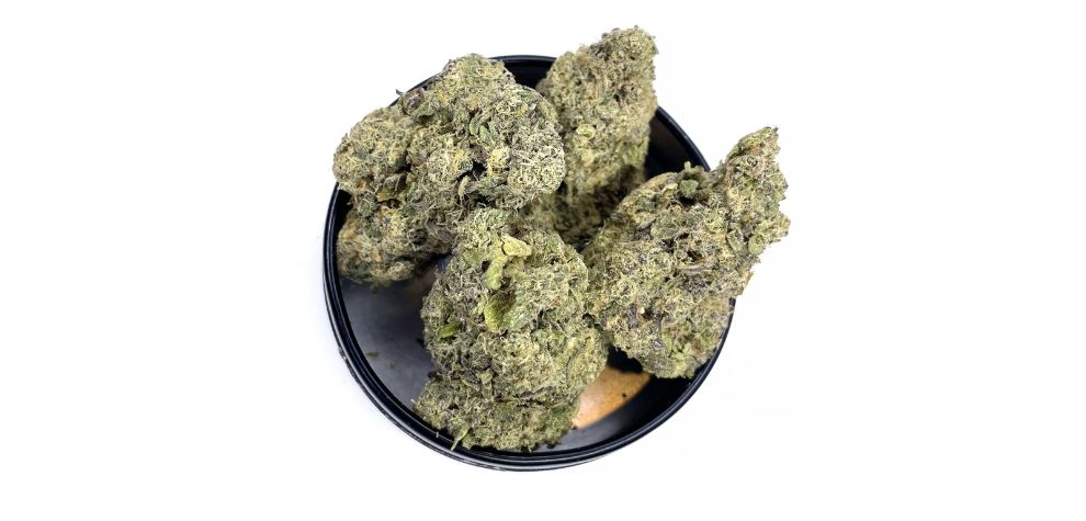 Originally, Kush Mints is believed to come from Seed Junky Genetics, the same name behind famous strains in the Gelato and Cookies families. It's a genetic cross between two icons: Bubba Kush and Animal Mints.